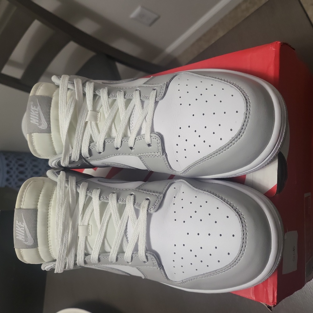Nike dunk size 11 white/Grey fog
